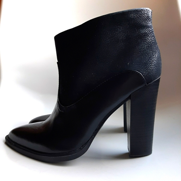 Crown Vintage Kiley Boots 9